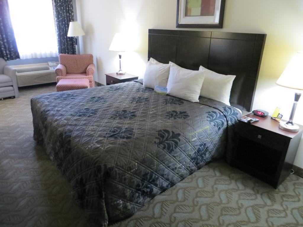 Hotel Days By Wyndham Bryan College Station