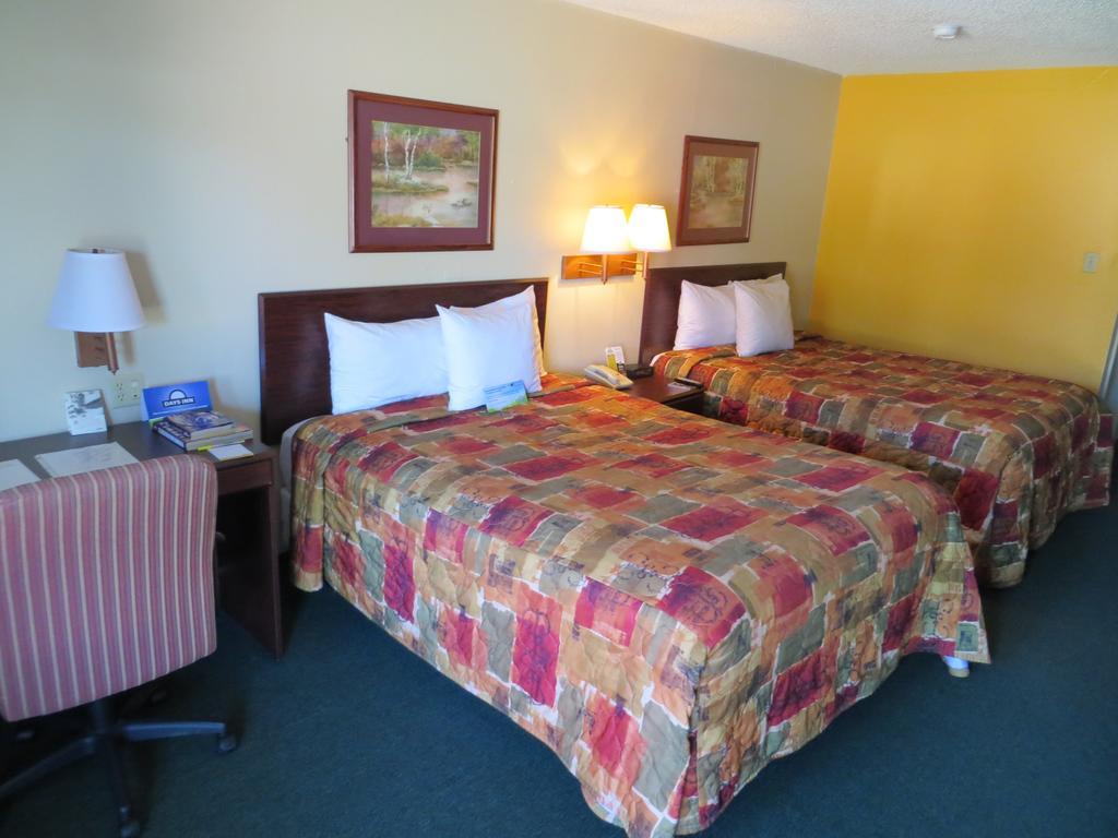 Days By Wyndham Bryan College Station